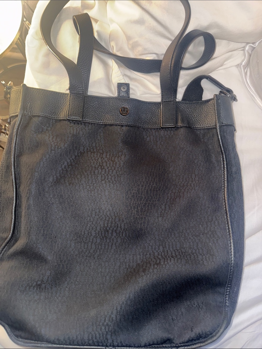 lululemon athletica Black Men’s Messenger Tote